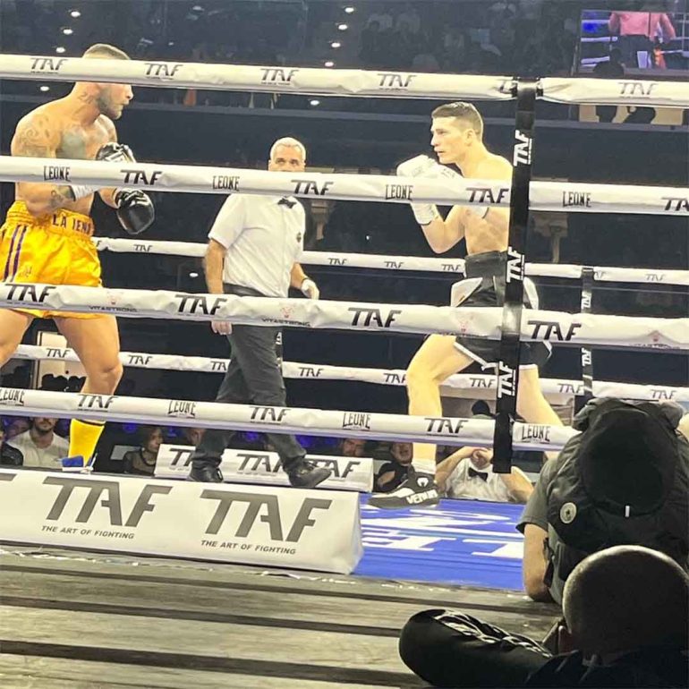 TAF12 Milano: spettacolo, tecnica e verdetti tirati in una grande notte di boxe