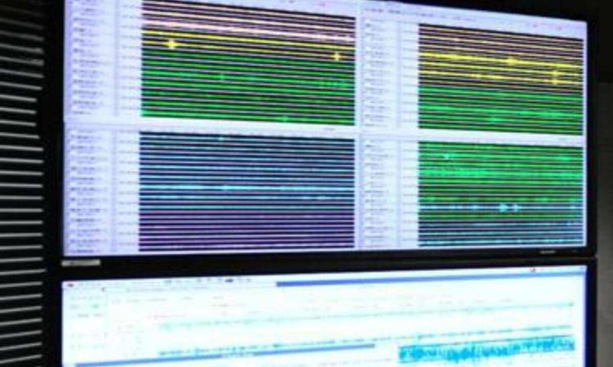 Terremoto nel Mar Tirreno Meridionale, sciame sismico davanti alla Sicilia: una decina di scosse nella notte
