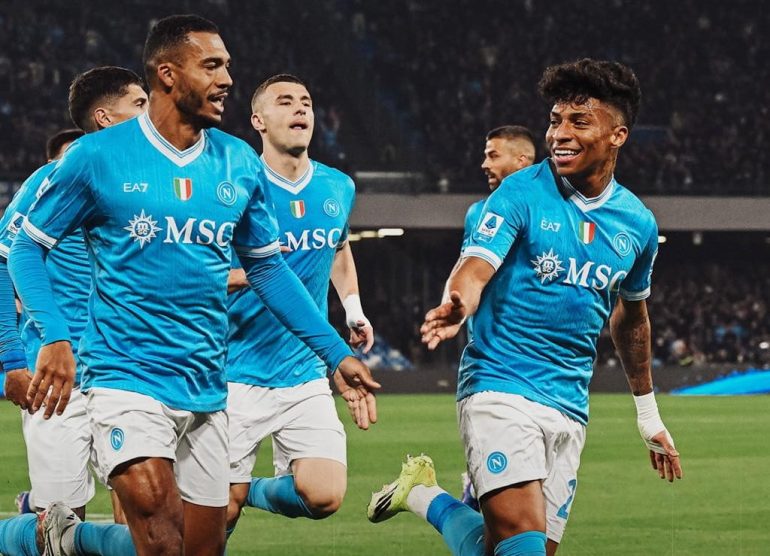 Venerdì felice per il Napoli: tre punti, ritornano De Bruyne ed Anguissa, ed Elmas ritrova la rete