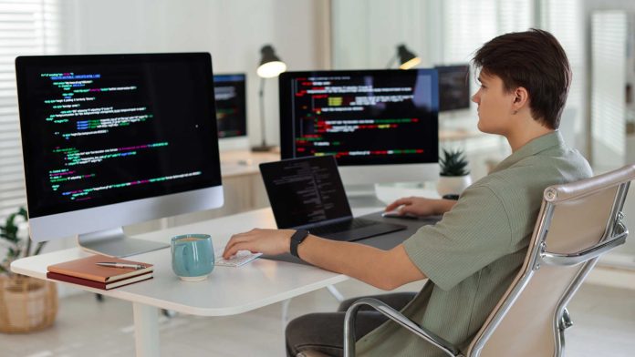 software house Depositphotos_850240262_L