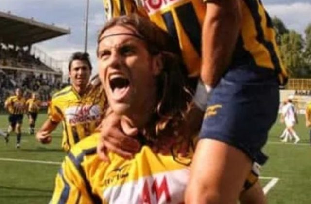 Ambrosi: “Le nubi societarie mi preoccupano. Gabrielloni? Non si intestardisca alla ricerca del gol”
