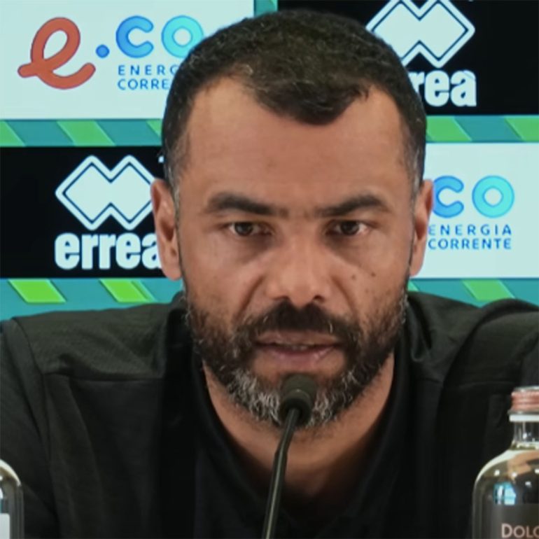 Juve Stabia – Cesena, Cole: “Dimentichiamo il passato, a Castellammare servirà cinismo e cuore d’acciaio”