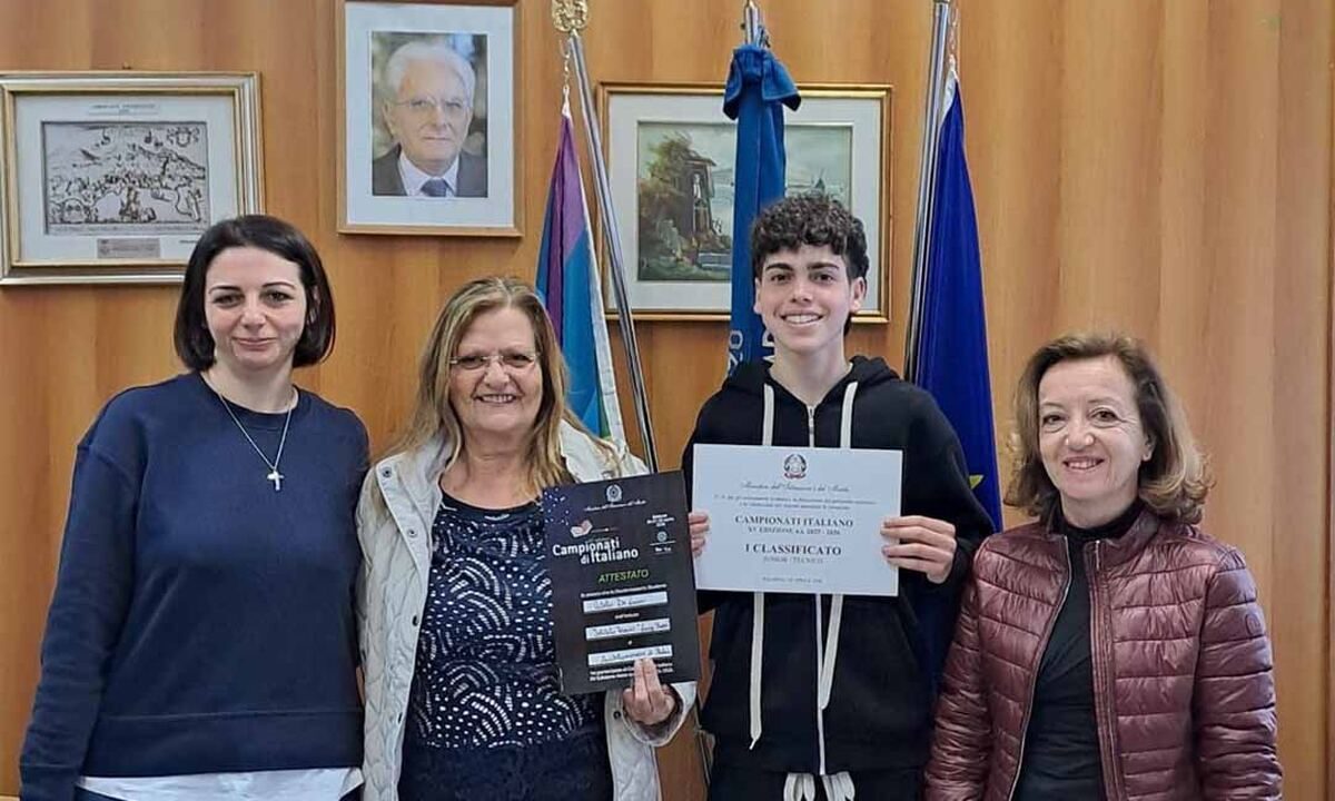 L’ITS “Luigi Sturzo” di Castellammare sul tetto d’Italia: Catello De Luca trionfa ai Campionati di Italiano