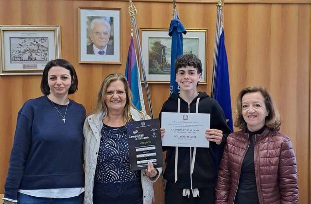 L’ITS “Luigi Sturzo” di Castellammare sul tetto d’Italia: Catello De Luca trionfa ai Campionati di Italiano