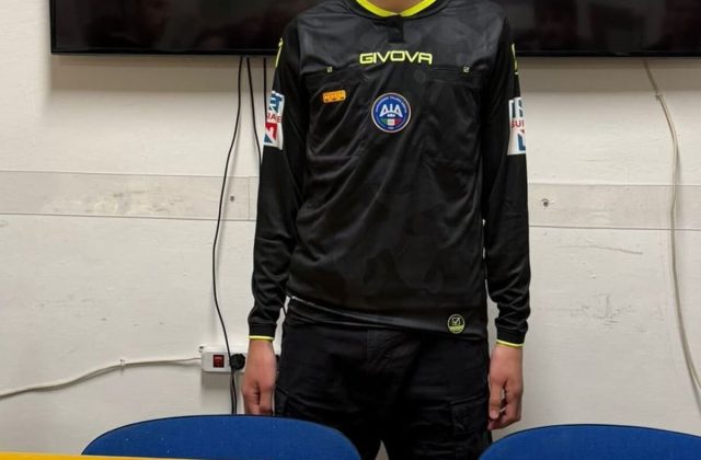 Record a Castellammare: Claudio Buondonno è l’arbitro più giovane d’Italia