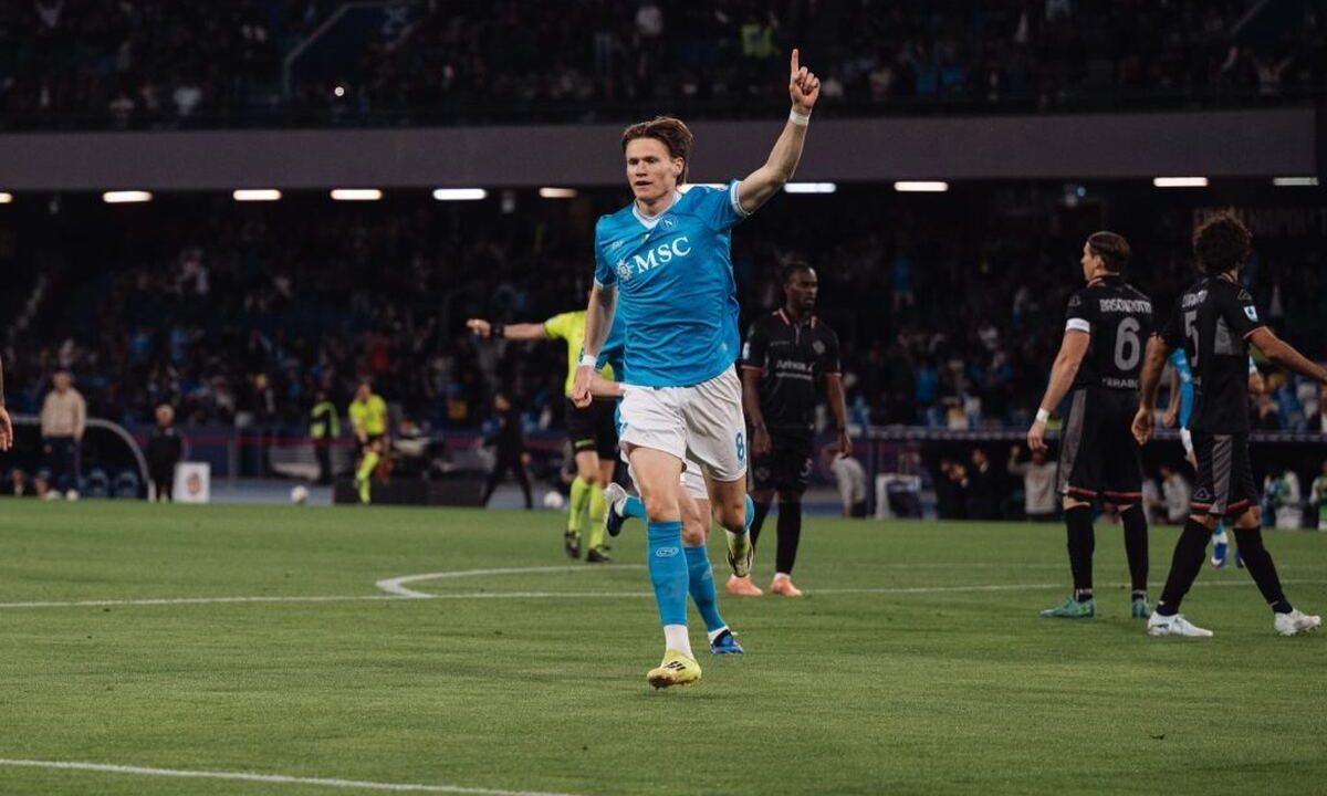 L’AZZURRO PENSIERO. Valanga Napoli al Maradona: Cremonese travolta 4-0