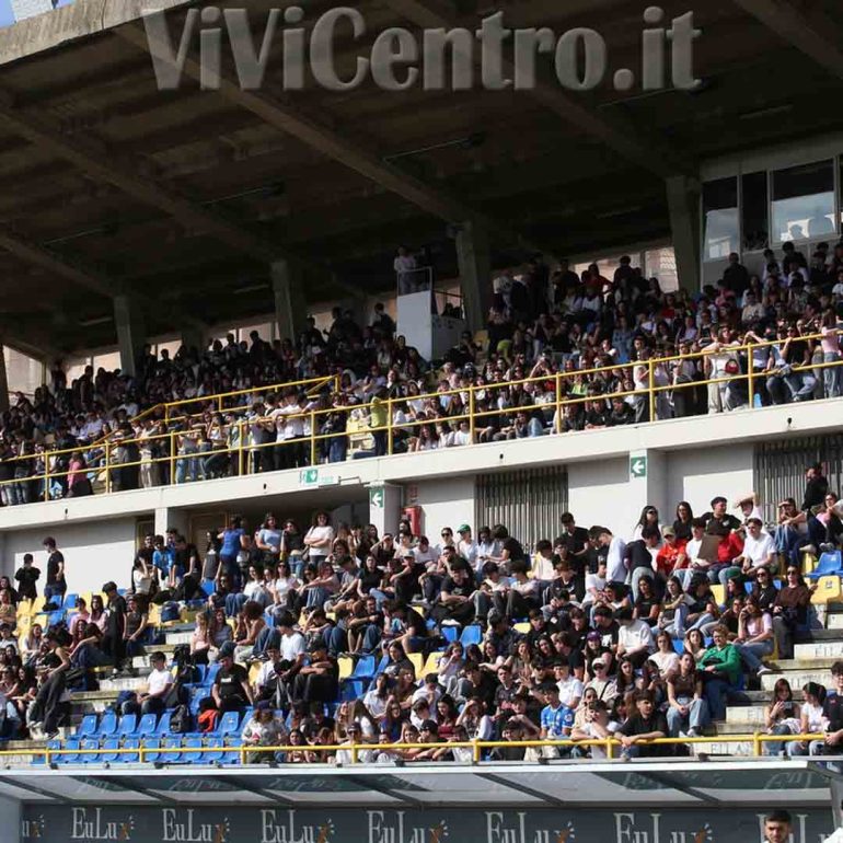 Castellammare, Torneo della Legalità: Al Menti trionfa il fair play. Il Liceo Severi vince la nona edizione