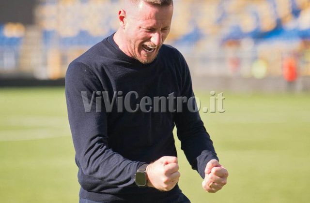 Juve Stabia a Pescara per inseguire un sogno. Un solo campo di battaglia ma stili diversi per Abate e Gorgone