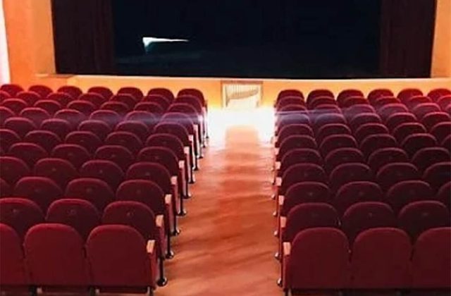 Castellammare di Stabia celebra Viviani: gli studenti portano in scena al teatro Karol “Noi e Don Rafele”