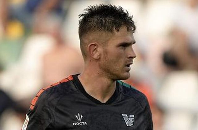 IL MORSO DELLA VESPA. Adorante totale: segna due volte, sbaglia un rigore e batte lo Stabia 3-1