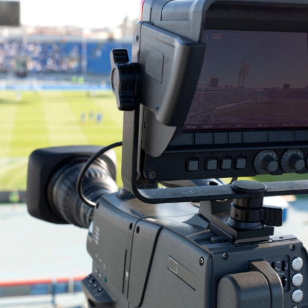 telecamera tv stadio sky dazn tv8 Depositphotos_52678509_S
