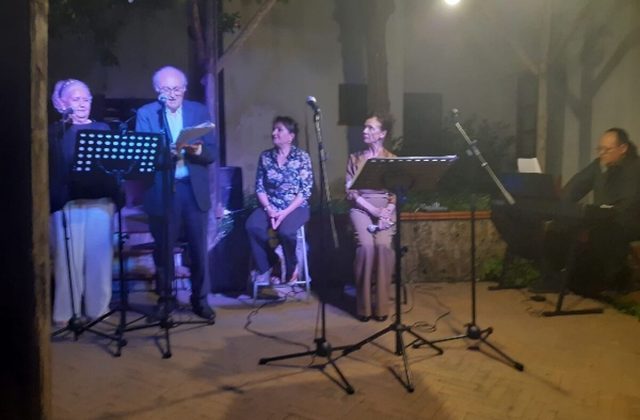 “Da Napoli a New York”: la grande canzone classica incanta il Secret Garden di Castellammare
