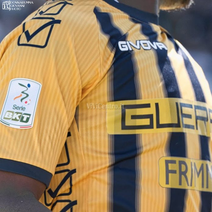 Juve Stabia Frosinone (0-1) del 01-05-2026 (22) GENERICA MAGLIA SPONSOR