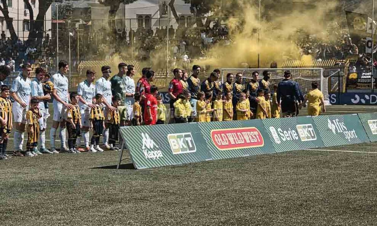 Juve Stabia, missione compiuta: Manca solo l’ufficialità, pronta l’iscrizione alla Serie BKT 2026-2027