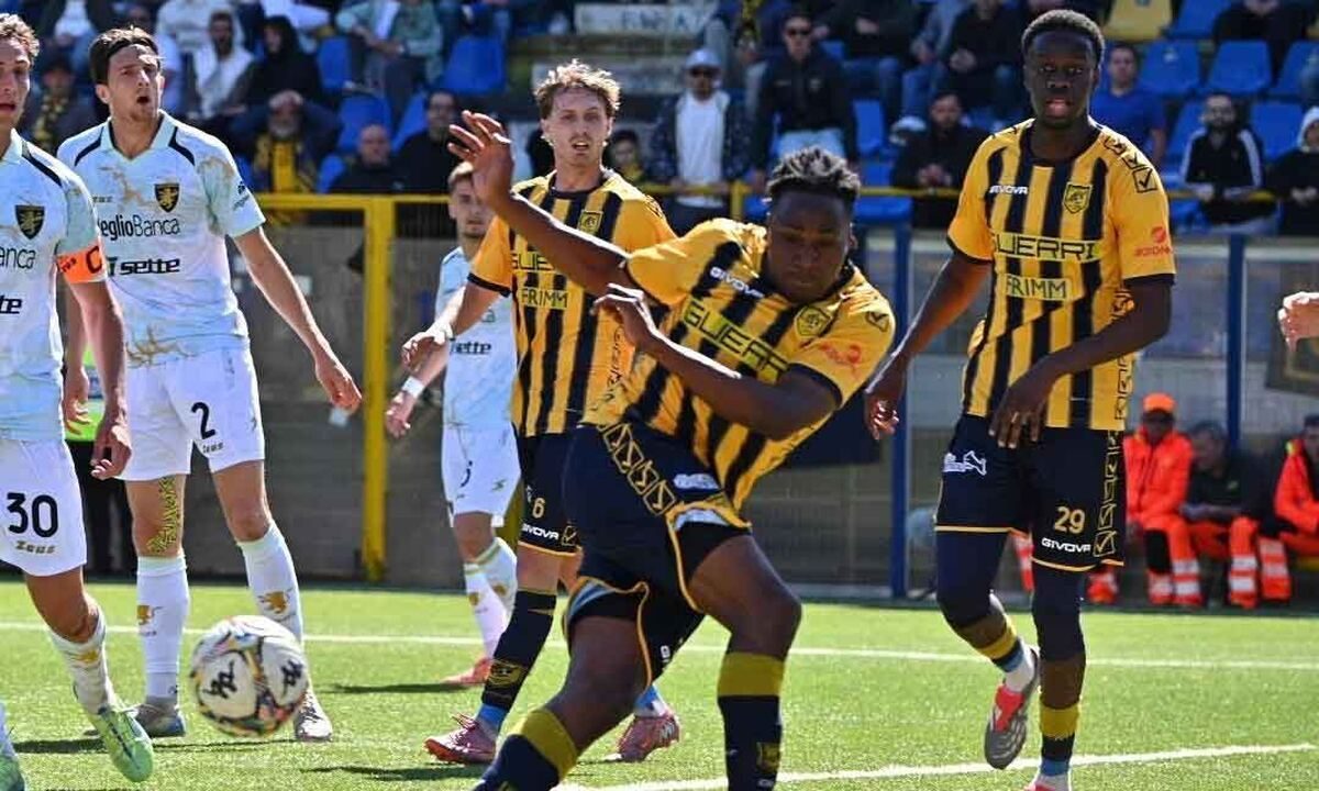 Juve Stabia: Alvin Okoro, l’ennesimo colpo a sorpresa del D.S. Matteo Lovisa che ha fatto innamorare i tifosi