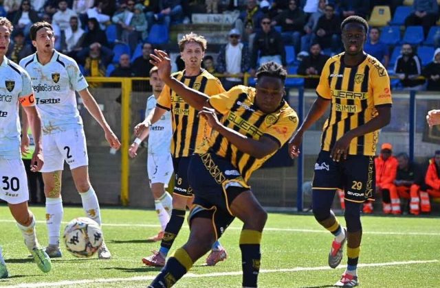 Juve Stabia: Alvin Okoro, l’ennesimo colpo a sorpresa del D.S. Matteo Lovisa che ha fatto innamorare i tifosi