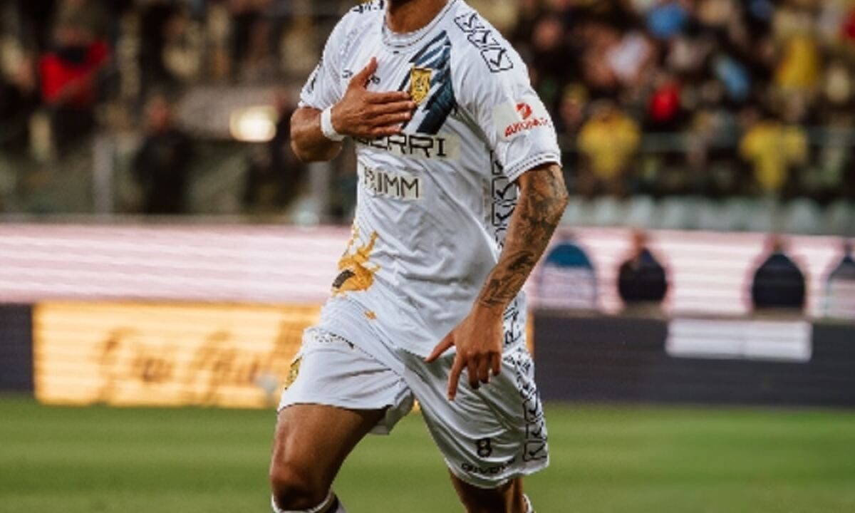 Juve Stabia, si chiude l’avventura di Zeroli: il Milan riabbraccia il calciatore protagonista dei play-off