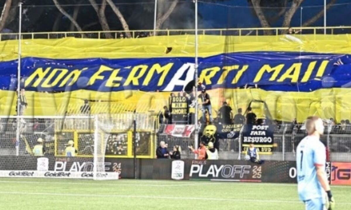 Juve Stabia, a giorni partirà la campagna abbonamenti. Appello di Guerri ai tifosi: “Abbiamo bisogno di voi”