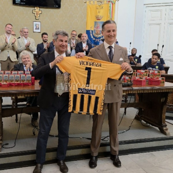 Vicinanza Premia la Juve Stabia maglietta