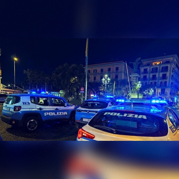 Volanti Polizia Castellammare di Stabia