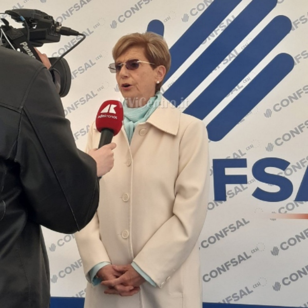primo maggio 2026 SNALS-CONFSAL Napoli Piazza Plebiscito ELVIRA SERAFINI