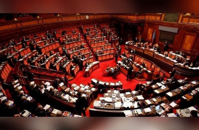 Juve Stabia, attacchi mediatici e politici per destabilizzare le Vespe: Botta e risposta Melchiorre – Amato