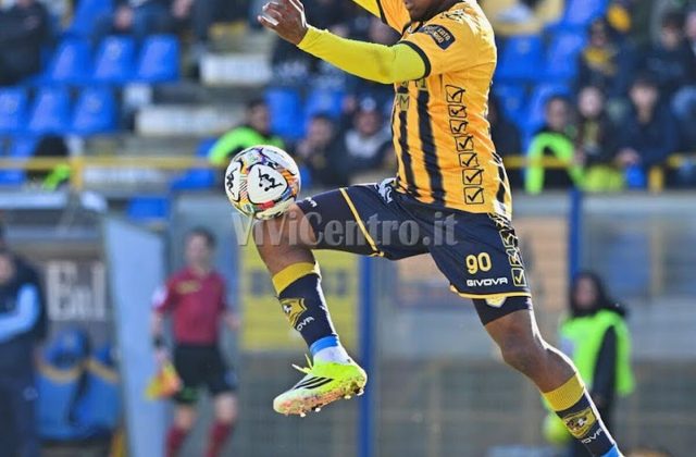 Juve Stabia, Alvin Okoro saluta Castellammare di Stabia: Termina il prestito, l’attaccante torna al Venezia