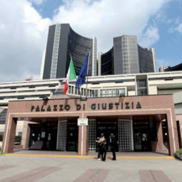Tribunale di Napoli palazzo di giustizia