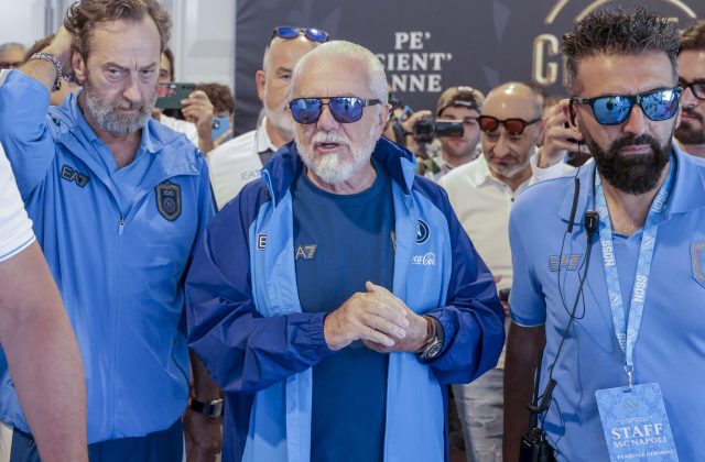 De Laurentiis gela Dimaro: “Non siamo amati, per il ritiro valuteremo alternative”