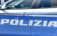 “Questa è una rapina”, speronano auto ma le vittime sono poliziotti: arrestati a Napoli