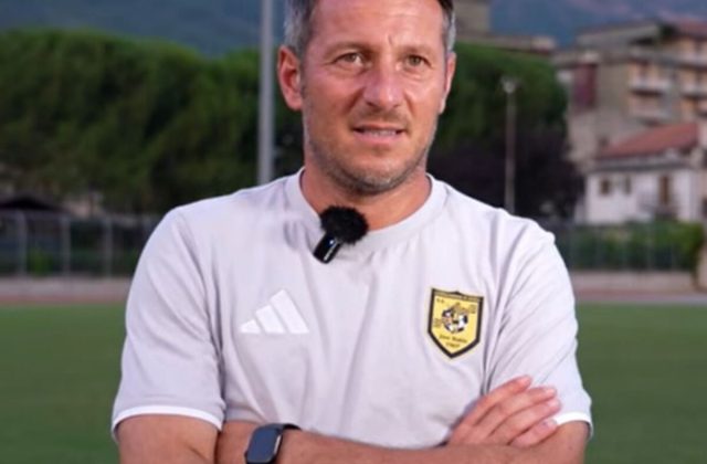 Juve Stabia, De Giorgio: “Inizio del campionato impegnativo, ma in Serie B non esistono partite semplici”