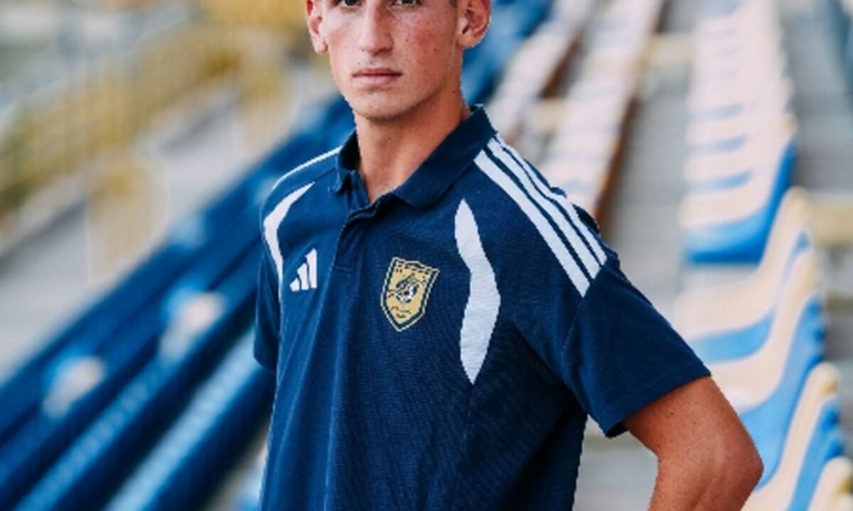 Juve Stabia, ufficiale l’arrivo di Alessio Sorace: Il centrocampista firma un contratto fino al 2029