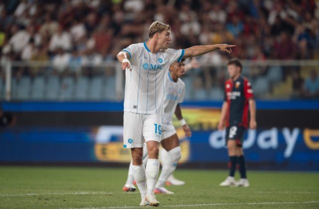 L’AZZURRO PENSIERO. Il Napoli parte col piglio giusto: superato il Genoa 0-2 a Marassi