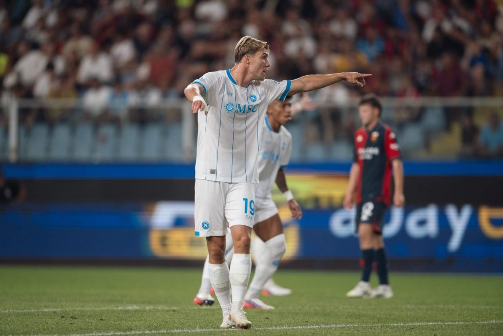 L’AZZURRO PENSIERO. Il Napoli parte col piglio giusto: superato il Genoa 0-2 a Marassi