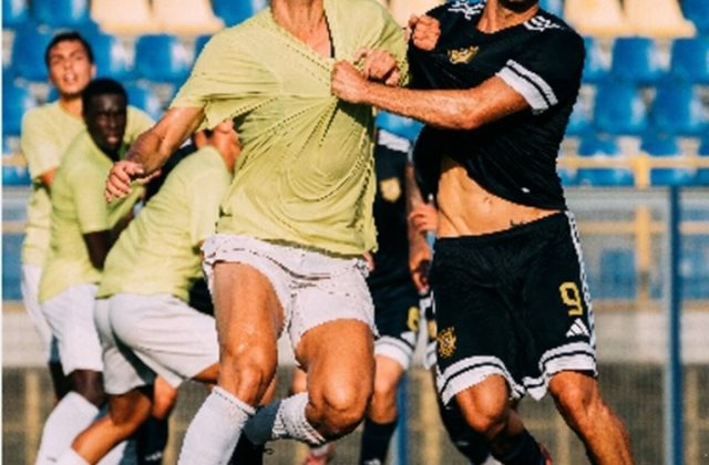 Juve Stabia, prove generali al “Menti”: l’allenamento congiunto con l’Ischia termina 5-1