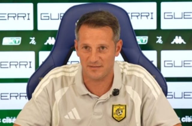 Palermo – Juve Stabia, De Giorgio alla vigilia: «Voglio vedere subito più coraggio rispetto a Frosinone»