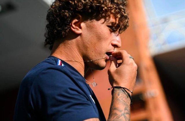 Sampdoria – Juve Stabia, Esposito si ferma contro la sua squadra del cuore: 30 minuti e infortunio muscolare