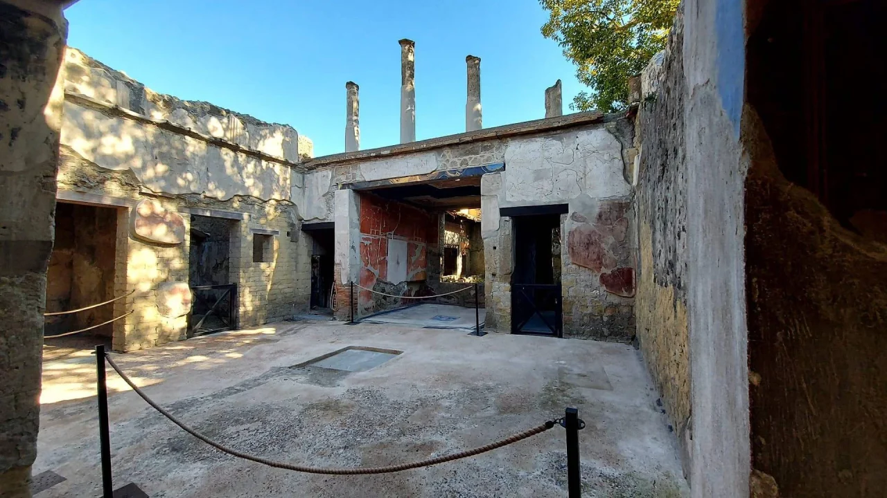 Dopo trent’anni riapre a Ercolano la Casa del Mobilio Carbonizzato