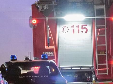 Castellammare di Stabia, trovata morta sul balcone una donna di 75 anni: il corpo parzialmente carbonizzato 