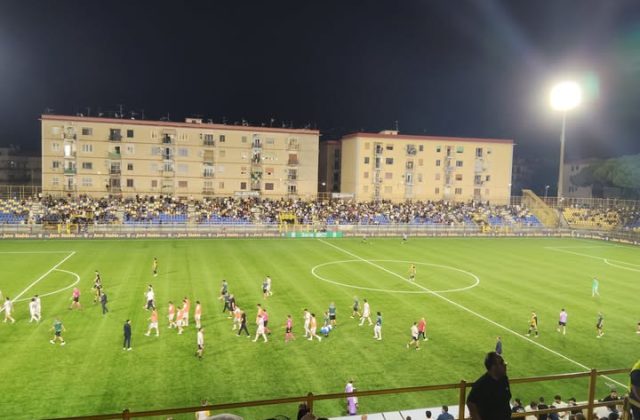 IL MORSO DELLA VESPA. Lo Stabia si sveglia nella ripresa: stavolta il solito Di Nardo riagguanta il Cesena
