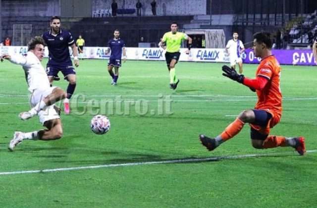 Cavese – Savoia (4-2): Spettacolo al Lamberti, il derby va ai padroni di casa