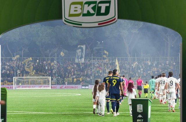 Juve Stabia- Cesena (1-1): Le foto dei protagonisti e del pubblico presente al Menti