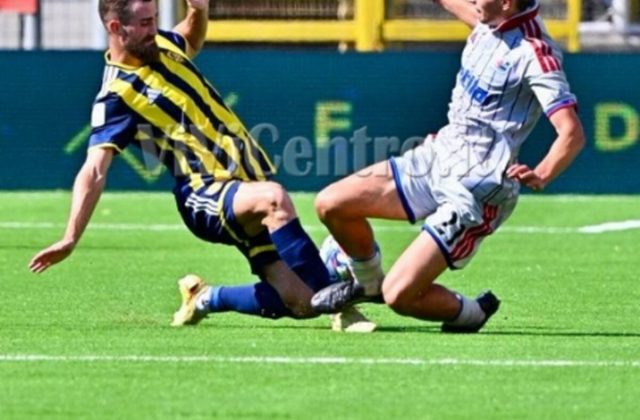 Juve Stabia – Pisa, lezione di cinismo: le Vespe perdono la prima in casa ma il campionato è appena iniziato