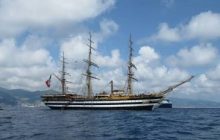 Il ritorno dell’Amerigo Vespucci nel mare di Castellammare: icona di eccellenza marittima e diplomazia navale