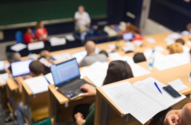 Oltre l’università tradizionale: perché i percorsi professionali in Australia attraggono sempre più studenti