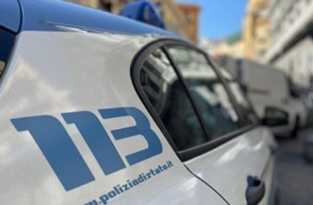 Torre Annunziata, blitz della Polizia: nove misure cautelari per una violenta contrapposizione tra clan