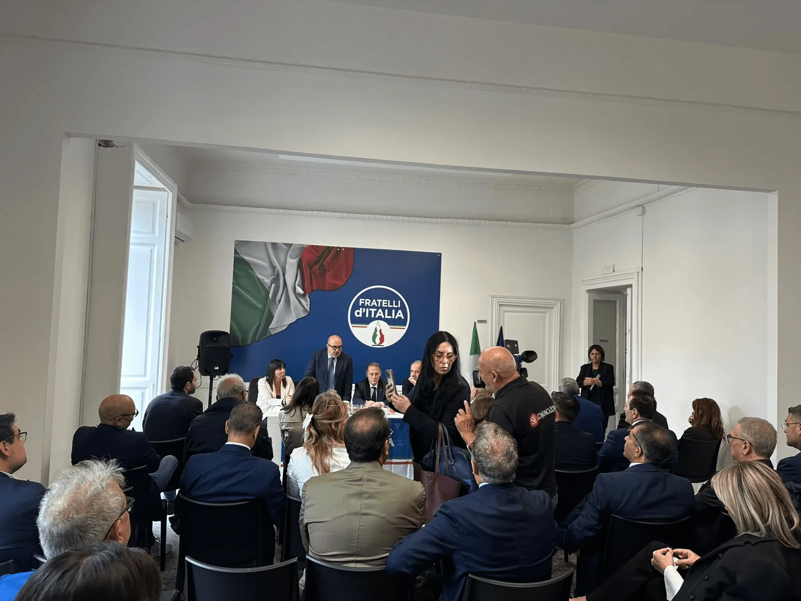 Campania, Sangiuliano: “Le uniche cose che si realizzano sono decretate dal governo Meloni, il resto è immobilismo”