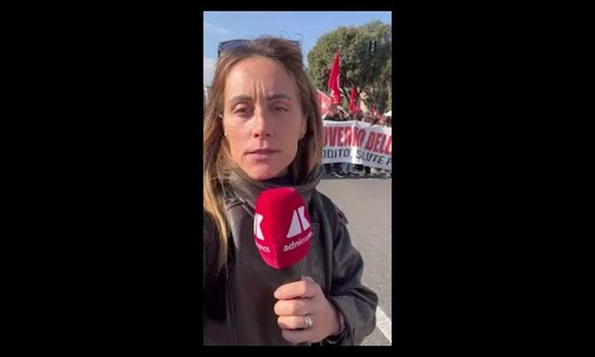 Al via cortei a Roma – Videonews della nostra inviata