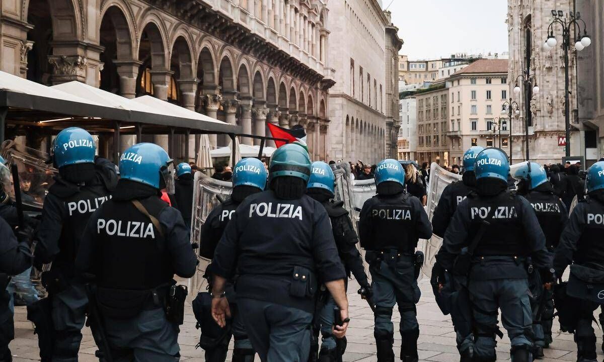 Cortei e manifestazioni, Viminale rafforza i controlli rafforzati: “Violenti saranno isolati”
