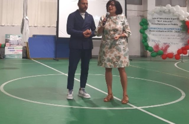 Castellammare, il Vitruvio inaugura l’anno scolastico tra eccellenze, sportivi e autorità: focus sui giovani